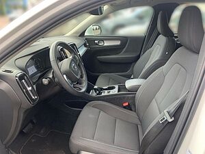 Volvo  Inscription Expression Recharge Plug-In Hyb