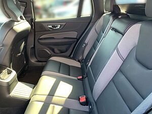 Volvo  T6 AWD R-Design  Voll LED el. Sitze Abstands