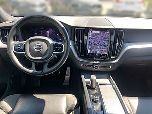 Volvo  B4 R-Design Standheizung el. Sitze Abstands