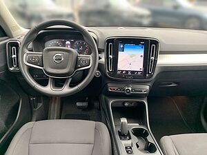 Volvo  T3 Momentum Navi Sitzheizung Tempomat Kamer