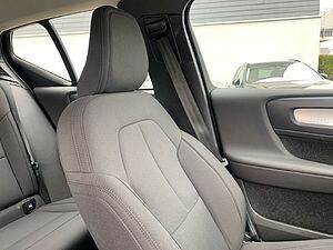 Volvo  T3 Momentum Navi Sitzheizung Tempomat Kamer