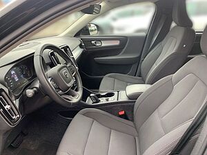 Volvo  T3 Momentum Navi Sitzheizung Tempomat Kamer