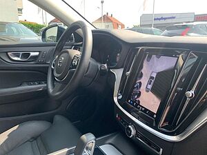 Volvo  B4 Plus Dark Voll LED el. GSHD el. Sitze Abs