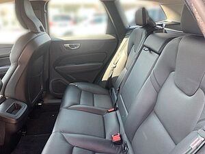 Volvo  B4 AWD Inscription Voll LED Abstandstempoma