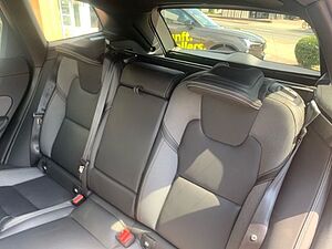 Volvo  B4 AWD R-Design Abstandstempomat Voll LED e