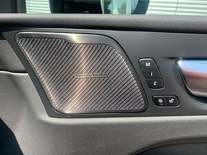 Volvo  B4 AWD R-Design Abstandstempomat Voll LED e