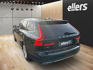 Volvo  D4 Momentum Voll LED Leder el. Sitz Navi Kam