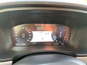 Volvo  D4 Momentum Voll LED Leder el. Sitz Navi Kam