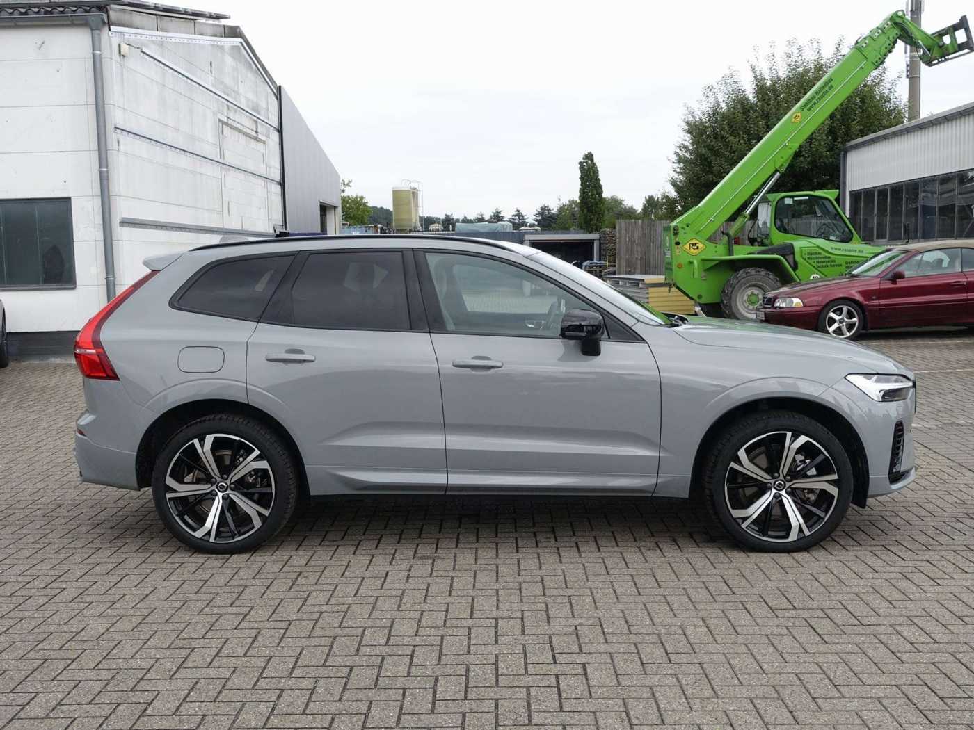 Volvo  Recharge Plus T6 AWD/AHK/Luftfahrw. /Kamera