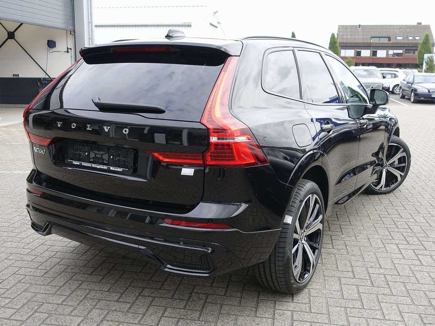 Volvo  Recharge Plus T8 AWD/360°/Pano/AHK/BLIS/H&K