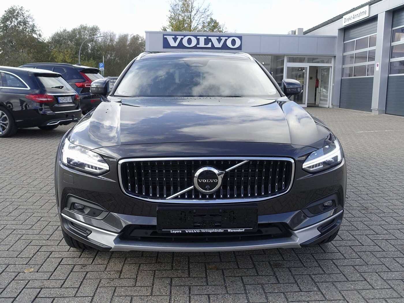 Volvo  Plus B4 AWD/360°/Standhz. /Pano