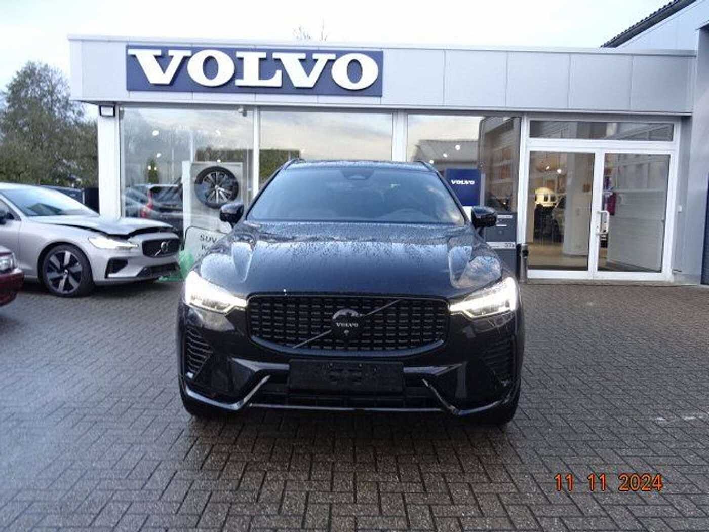 Volvo  Recharge Black Edition Plus T6 AWD/Pano/BLS