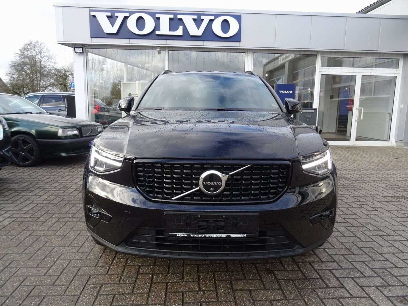 Volvo  Plus, B4 Mild-Hybrid/Dark/360°/H&K/Memory