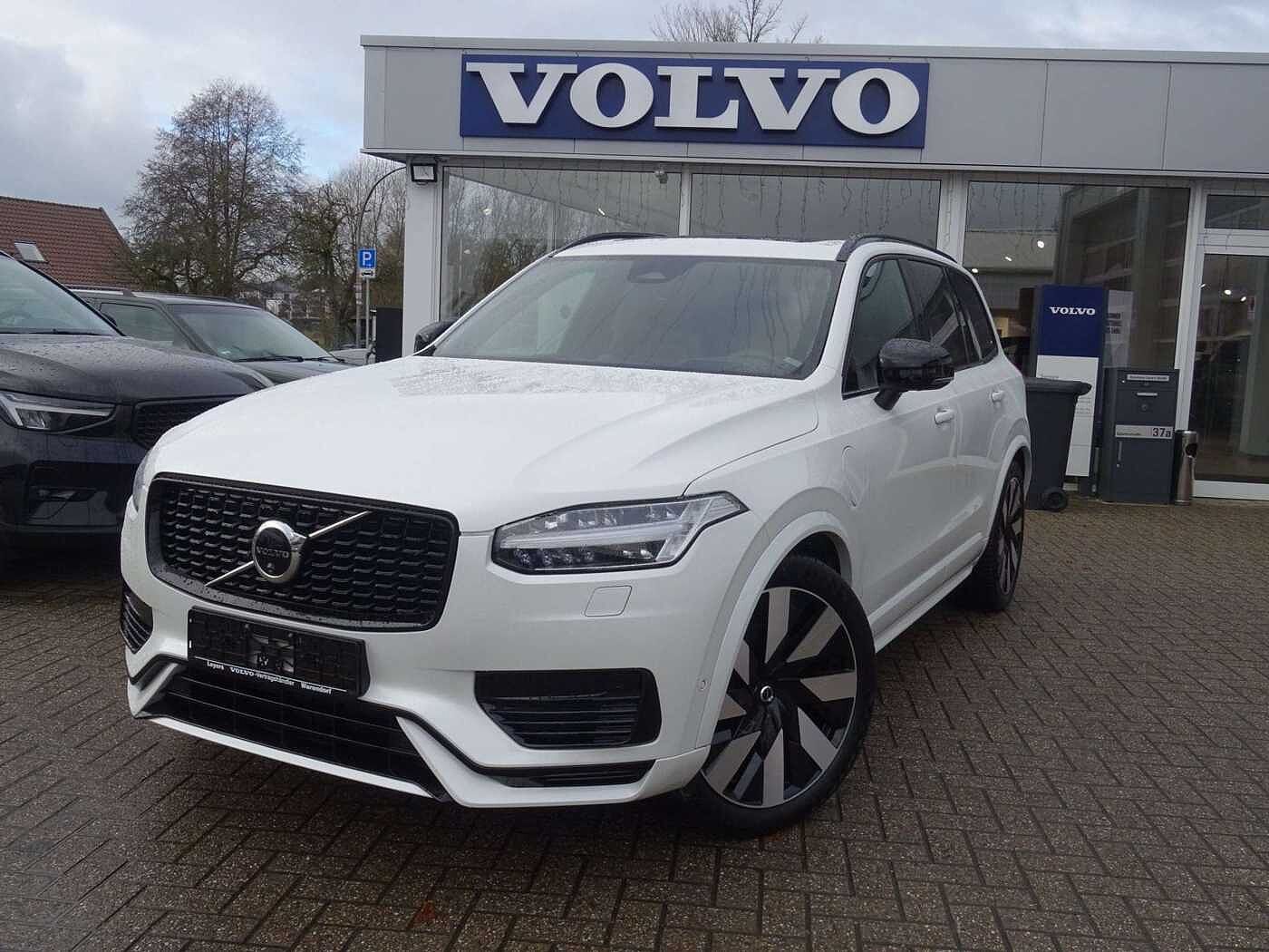 Volvo  Recharge Ultimate T8 AWD/FourC/360°/B&W/AHK