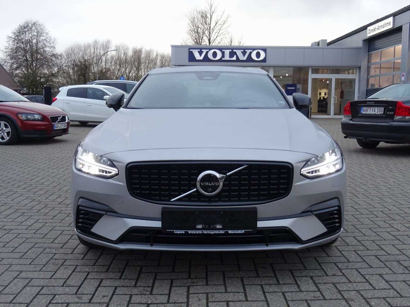 Volvo  Recharge Ultimate T8 AWD/B&W/360°Cam/Luftfw.