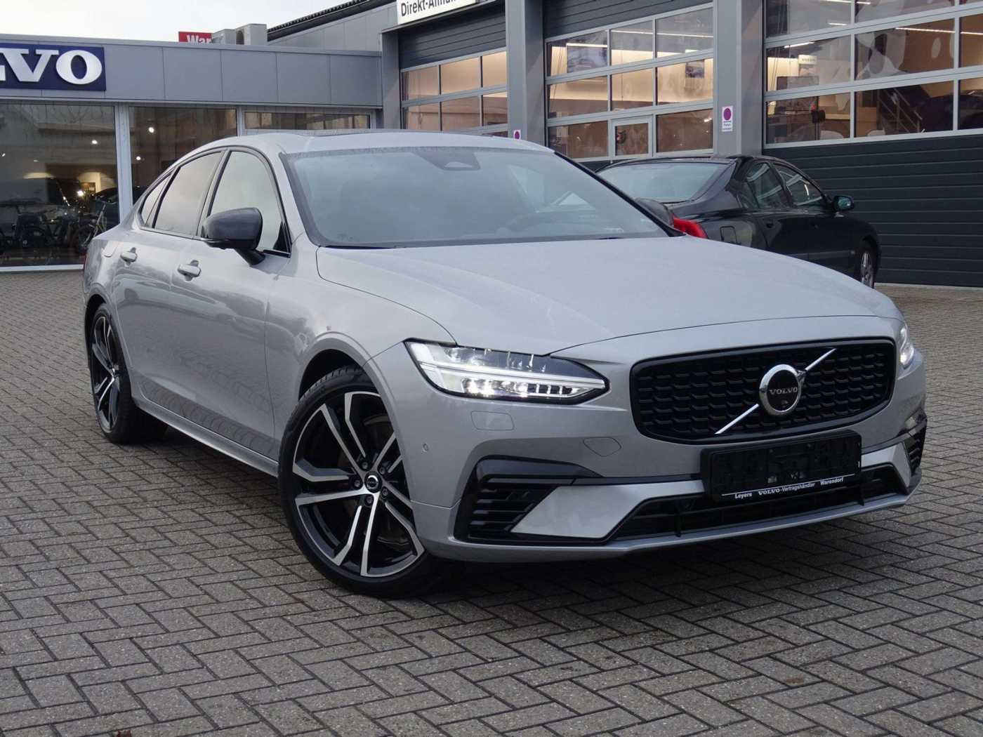 Volvo  Recharge Ultimate T8 AWD/B&W/360°Cam/Luftfw.