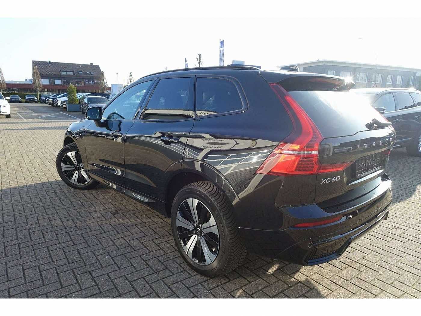 Volvo  Recharge Plus T6 AWD/Pano/Kamera/H&K/Memory