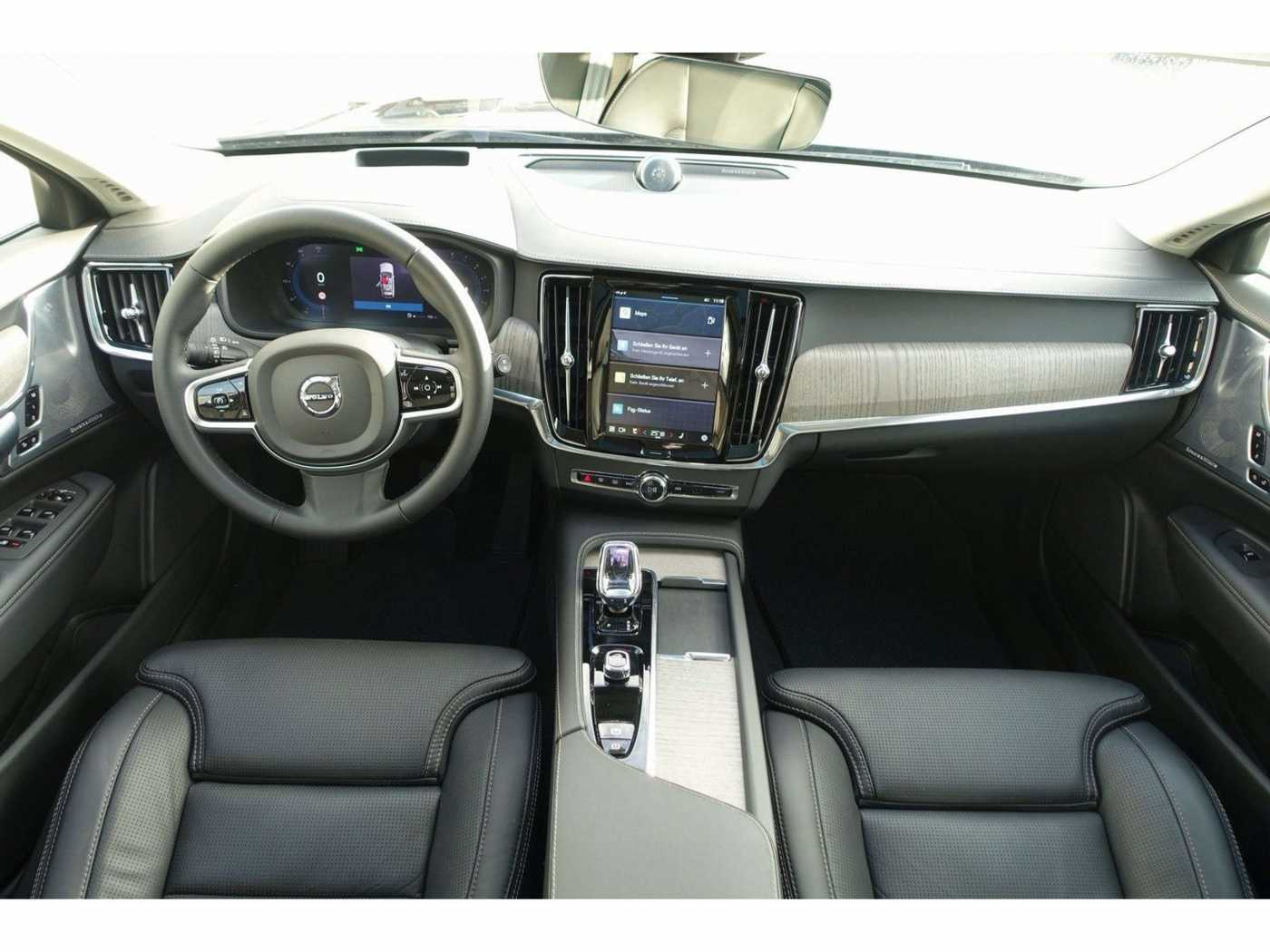 Volvo  V90 CrossCountry Ultimate B5 AWD/Massage/AHK/B&W