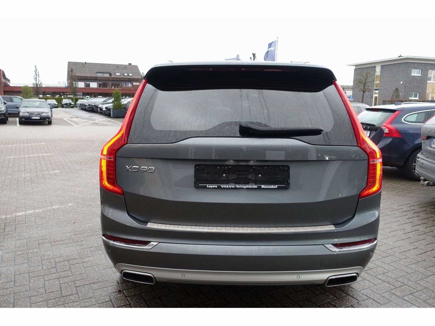 Volvo  D5 AWD Inscription/AHK/Pano/HeadUP/BLIS