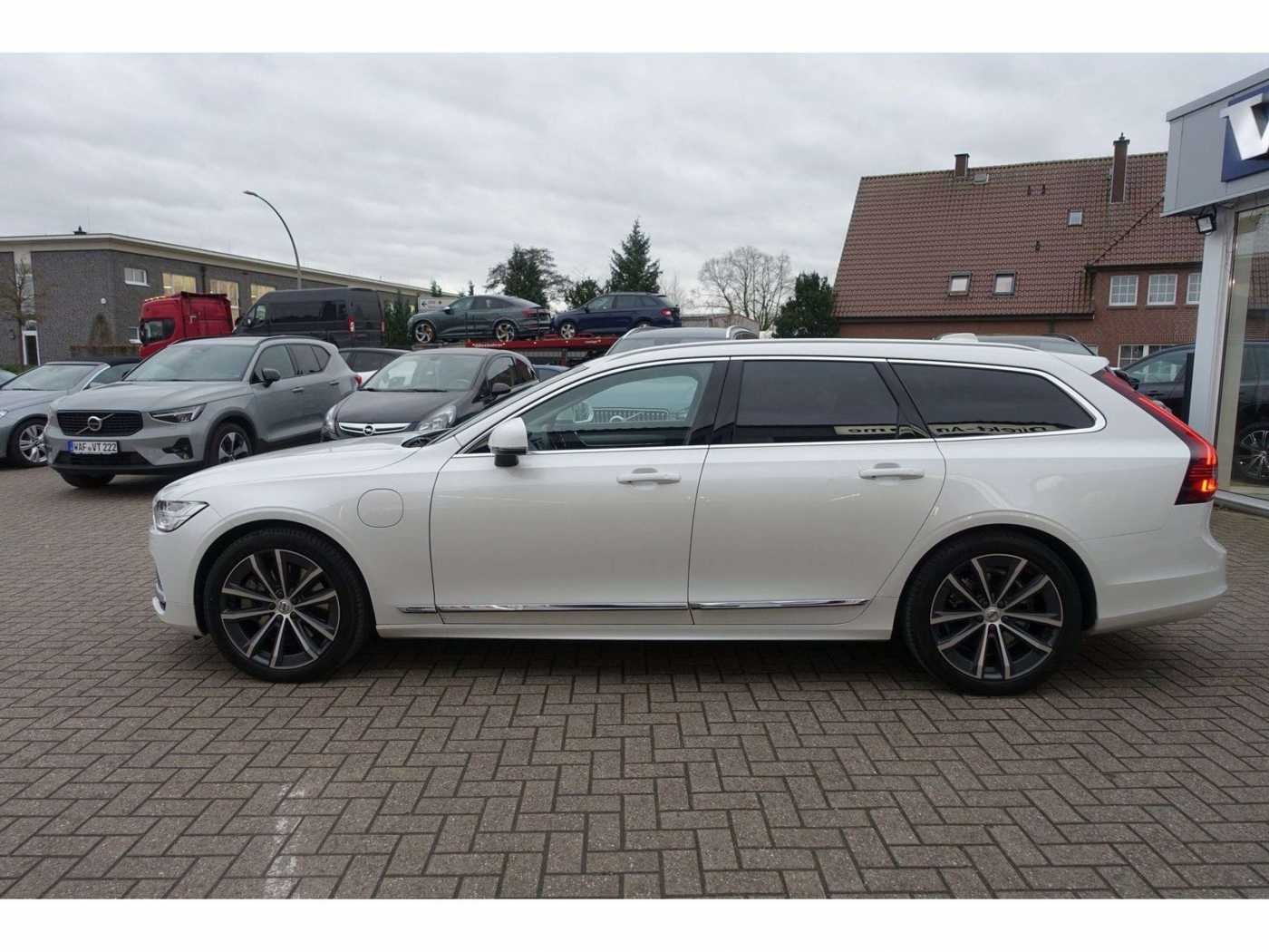 Volvo  T6 AWD Recharge Inscription Expression/Pano