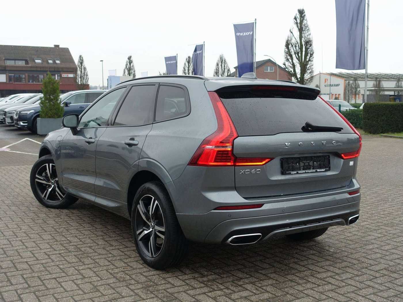 Volvo  Recharge T8 AWD R-Design PANO/360°KAM/BLIS