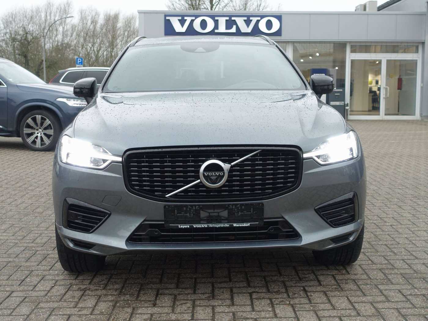 Volvo  Recharge T8 AWD R-Design PANO/360°KAM/BLIS