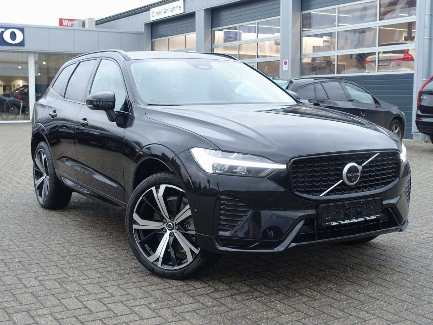 Volvo  Plus Dark B4 Mild-Hybrid PANO/AHK/360°KAM