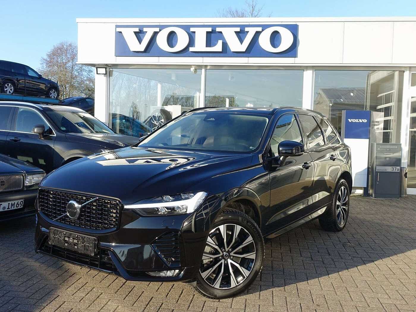 Volvo  Plus B4 AWD/Dark/Kamera/BLIS/H&K/StndHz