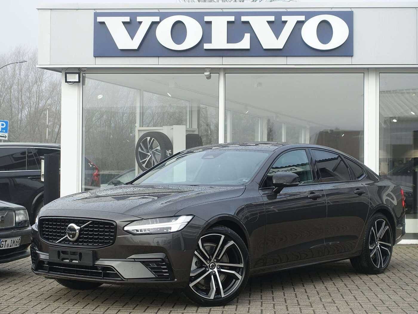 Volvo  Recharge Ultimate T8 AWD/B&W/HeadUP/360°