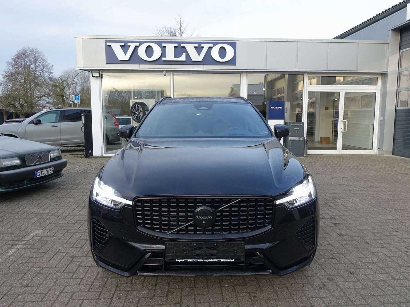 Volvo  Recharge Black Edition Ultimate T6 AWD/B&W