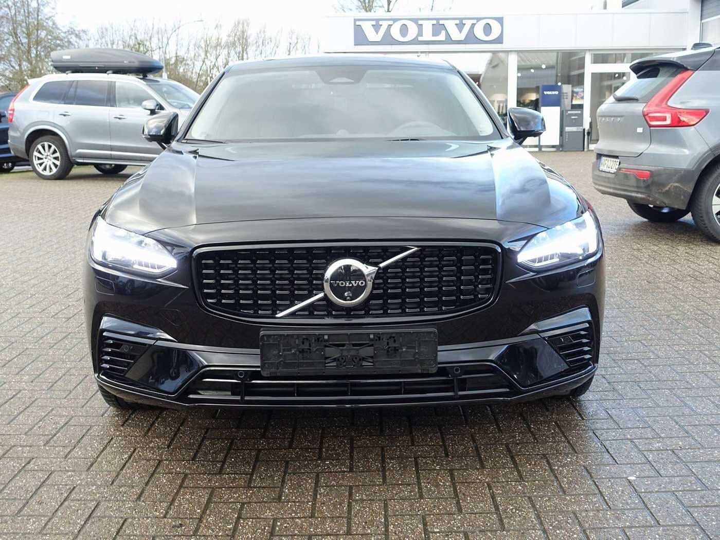 Volvo  Recharge Ultimate T8 AWD/Massage/B&W/360°