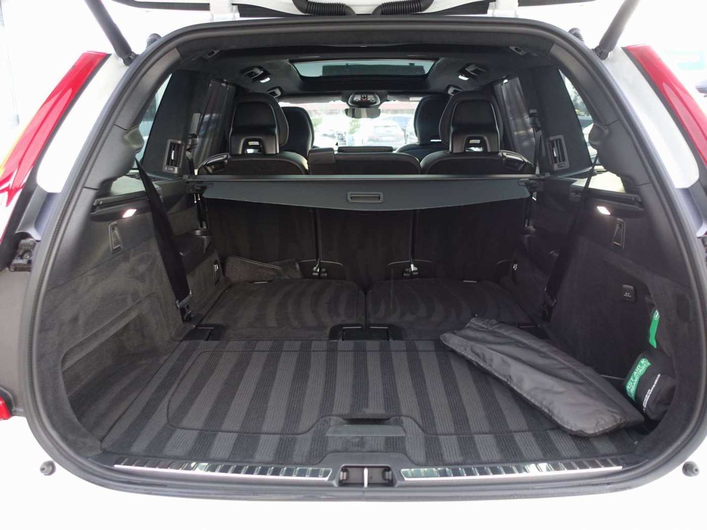 Volvo  Recharge Ultimate T8 AWD/Pano/B&W/Pano/360°