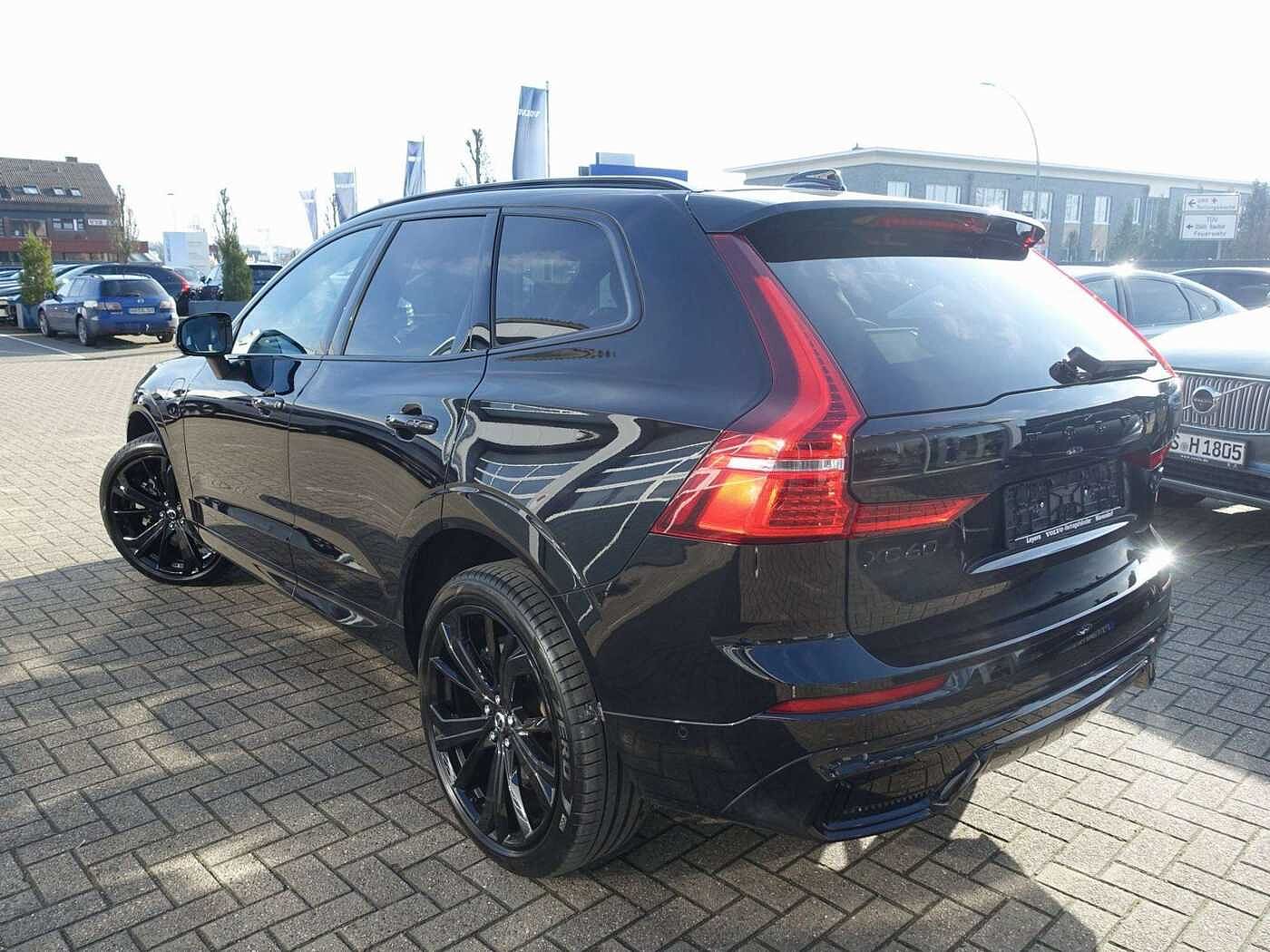 Volvo  Recharge Black Edition Plus T8 AWD/Pano/H&K