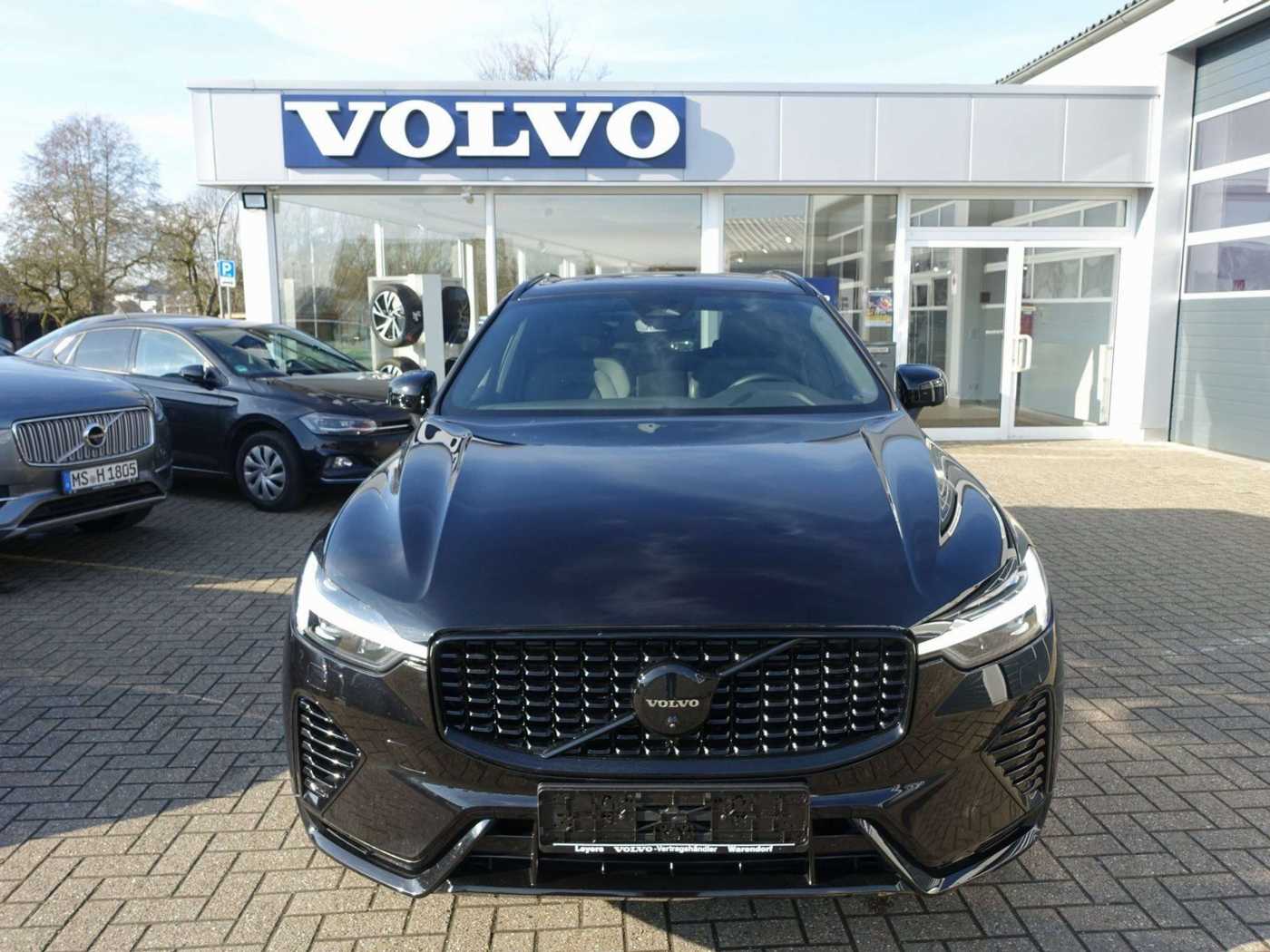 Volvo  Recharge Black Edition Plus T8 AWD/Pano/H&K