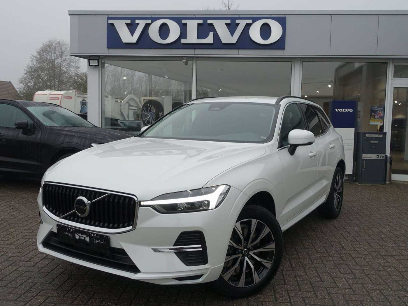 Volvo  Core, B4 Mild-Hybrid/AHK/Kamera/Carplay