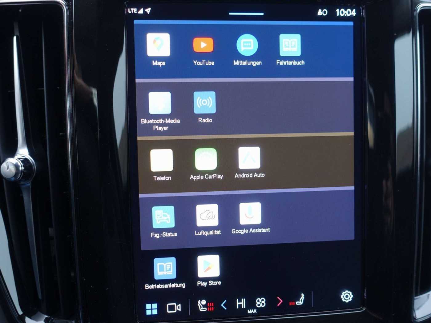 Volvo  Core, B4 Mild-Hybrid/AHK/Kamera/Carplay