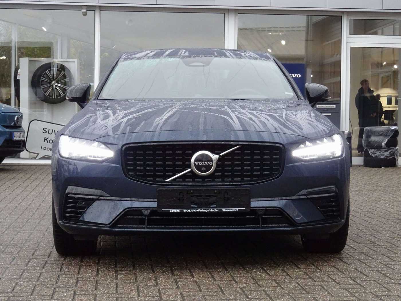 Volvo  Recharge Ultimate T8 AWD/360°Cam/HeadUp/B&W/