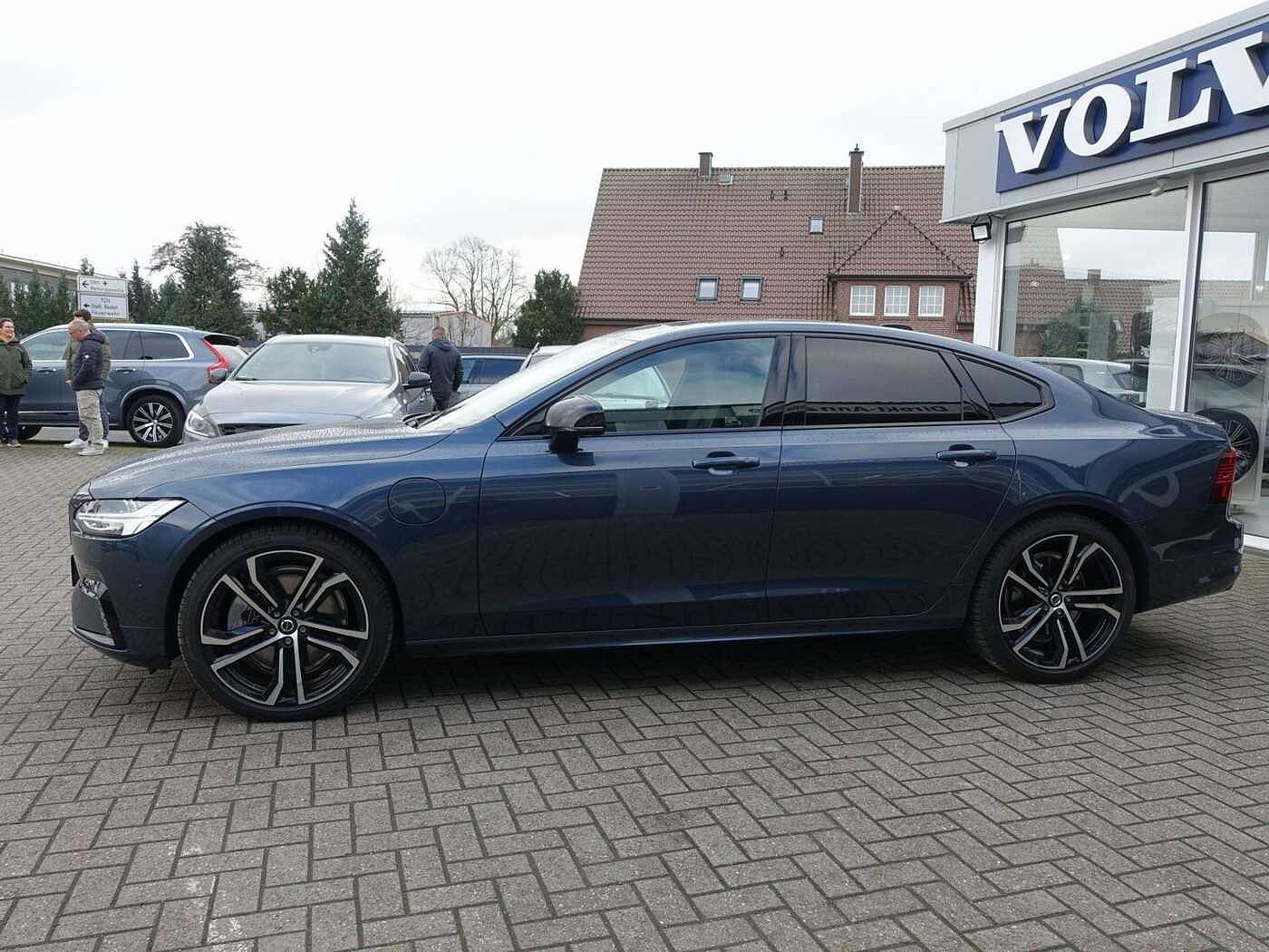 Volvo  Recharge Ultimate T8 AWD/B&W/360°/Massage