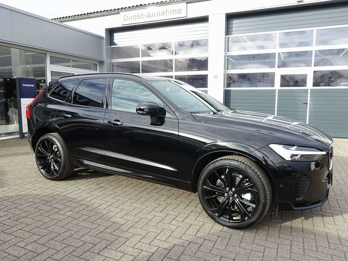 Volvo  Black Edition Plus B5 AWD/Pano/360°/BLIS