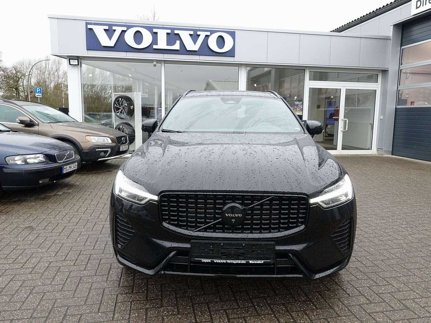 Volvo  Black Edition Plus B5 AWD/360°/Pano/H&K/BLS