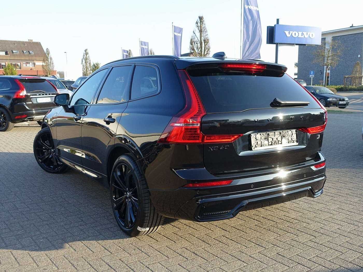 Volvo  Recharge Black Edition Plus T6 AWD/360°Cam