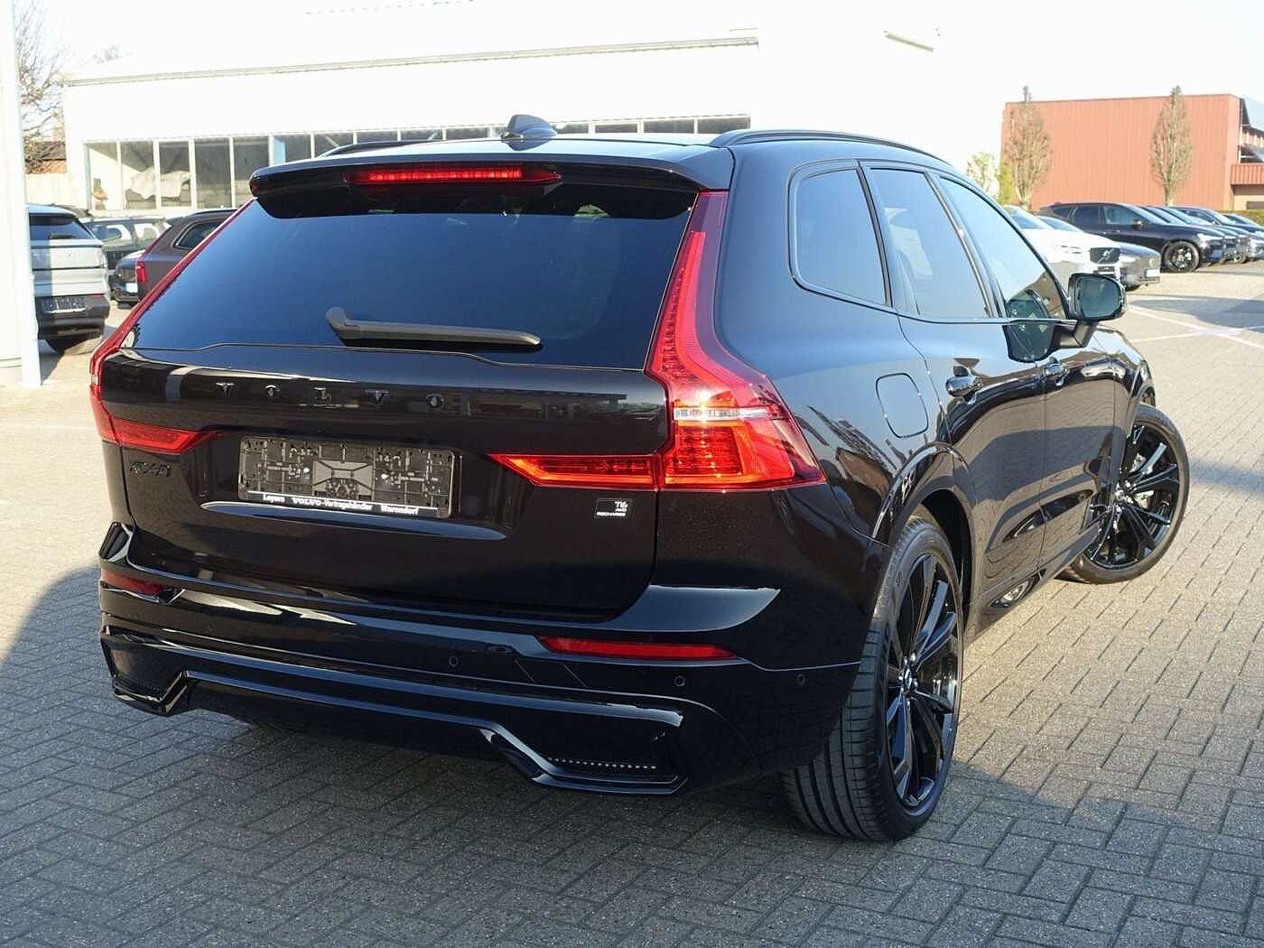 Volvo  Recharge Black Edition Plus T6 AWD/360°Cam