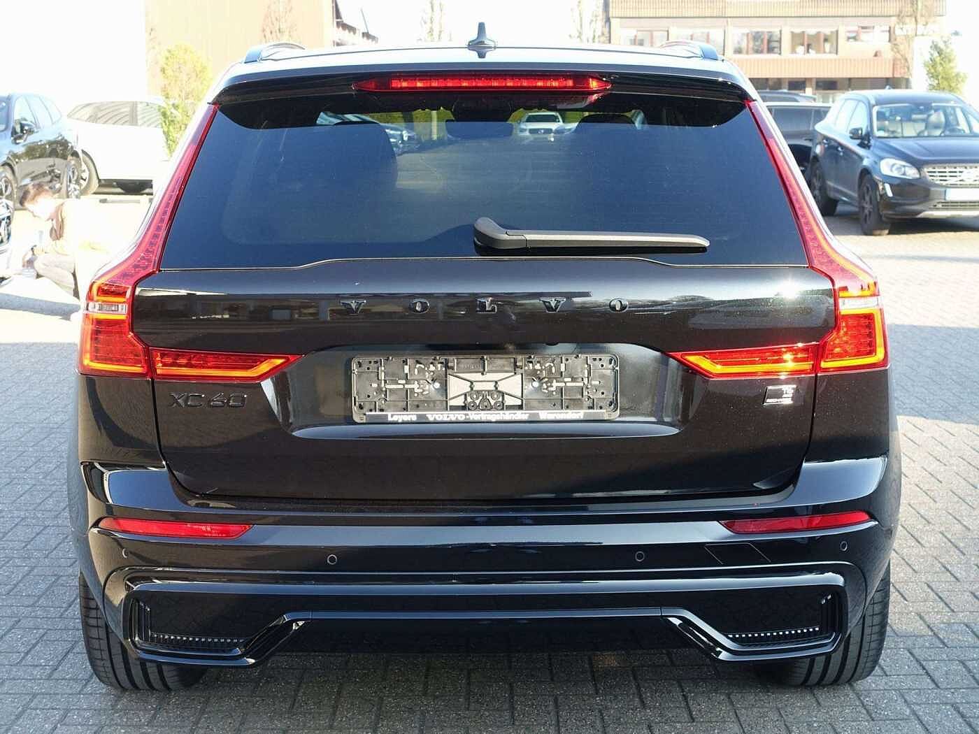 Volvo  Recharge Black Edition Plus T6 AWD/360°Cam