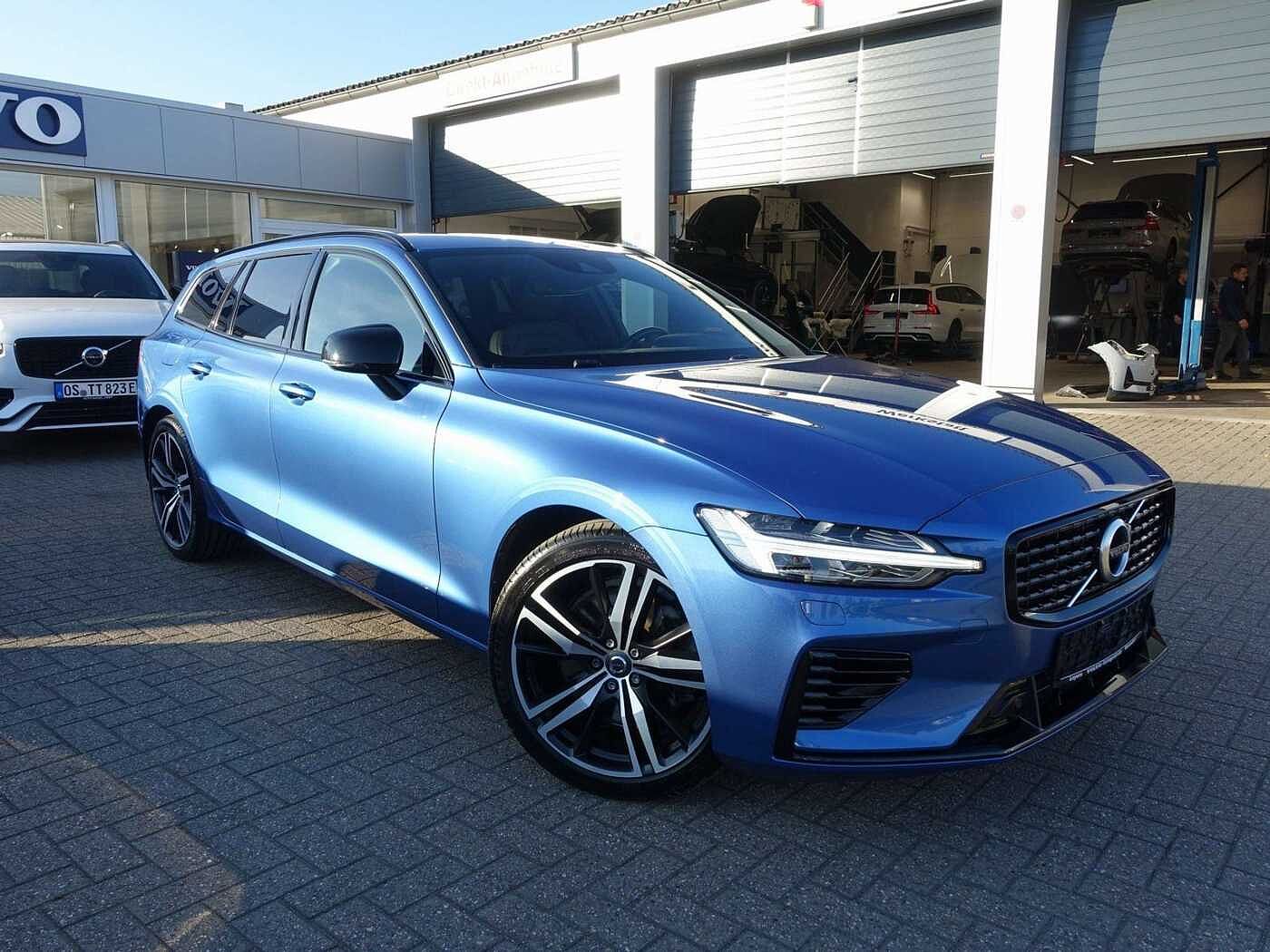 Volvo  T8 AWD R-Design/H&K/BLIS/Kamera/Carplay