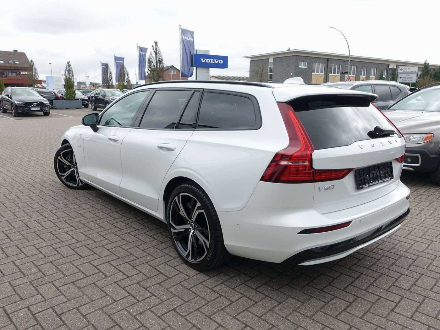 Volvo  Plus T6 AWD Dark/H&K/360°/Memory/BLIS