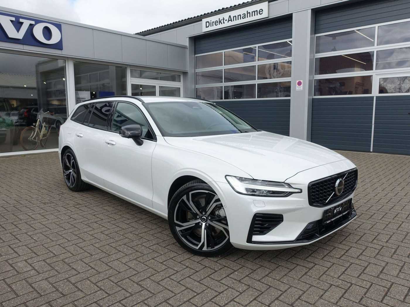 Volvo  Plus T6 AWD Dark/H&K/360°/Memory/BLIS