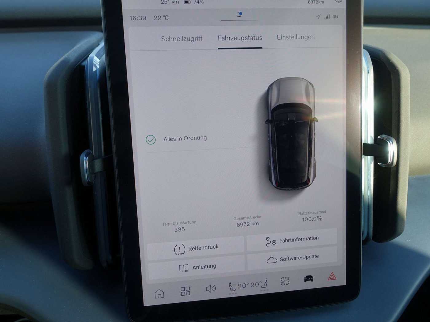 Volvo  Ultra, Twin Motor Performance/H&K/BLIS/360°