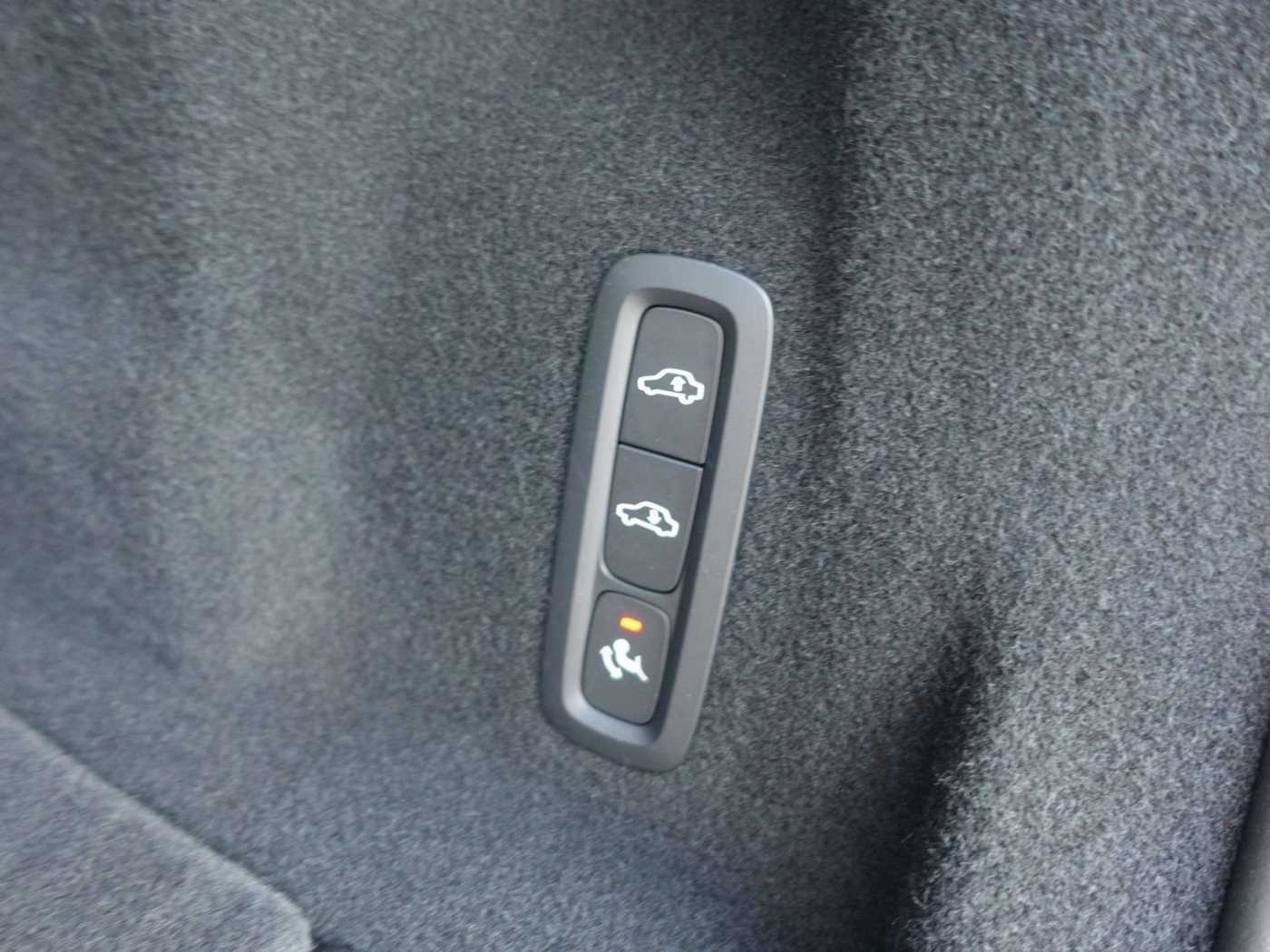 Volvo  Recharge Plus T8 AWD/360°/Pano/BLIS/H&K