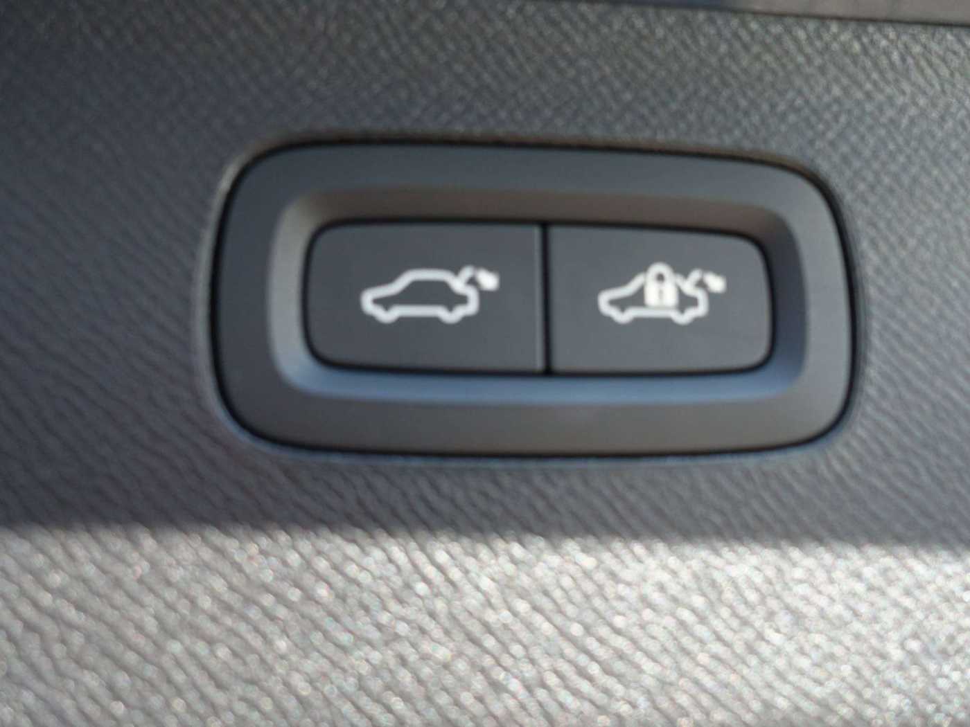 Volvo  Recharge Plus T8 AWD/Luftfw. /360°Cam/Pano