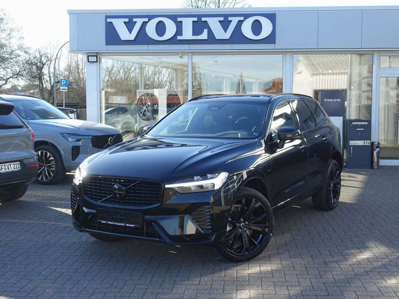 Volvo  Recharge Black Edition Plus T6 AWD/Four-C